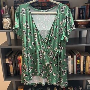 Size 2 torrid wrap top, tunic length